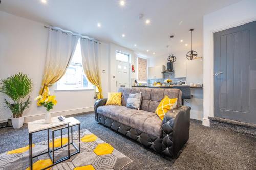 Leeds Haus | *RB10W* For your most relaxed & Cosy stay + Free Parking + Free Fast WiFi *