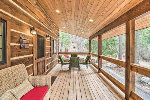 Columbia Falls Haus | Reconnect with Nature at Timber Creek Cabin!