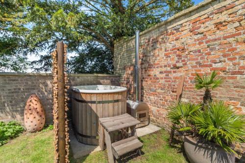 Oxborough Haus | Rectory Lodge - Norfolk