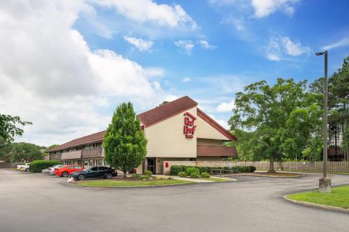 Greenwich Hotel | Red Roof Inn Virginia Beach