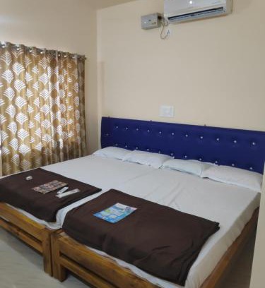 Hireguthi Wohnung | Redkar Rooms Gokarna Beach front AC And Non AC Rooms