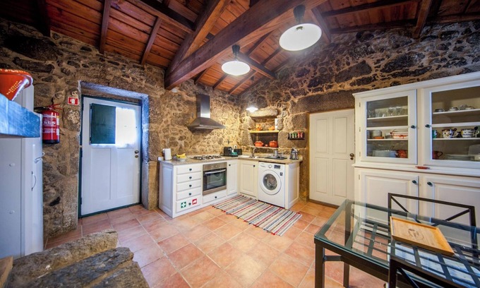 Bico Haus | Refúgio dos Cartolas