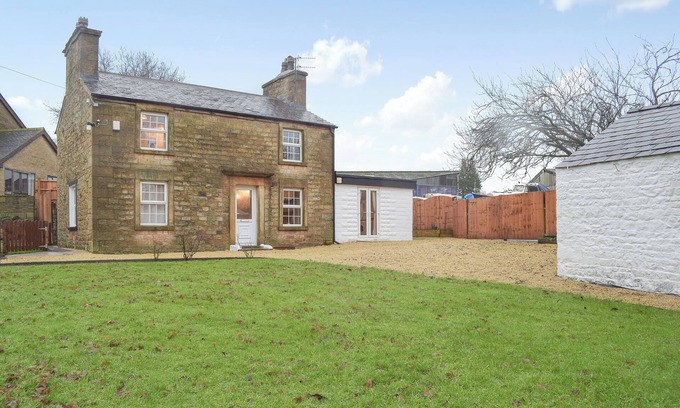 Knott End-on-Sea Hütte | 4 Schlafzimmer Unterkunft in Forton, near Garstang