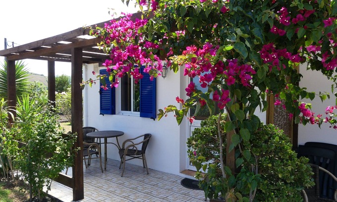 Ribeira Grande Haus | Wohlfühlen & Erleben, Ferienhaus auf dem Land mit Blick auf Meer, 2 - 3 Personen