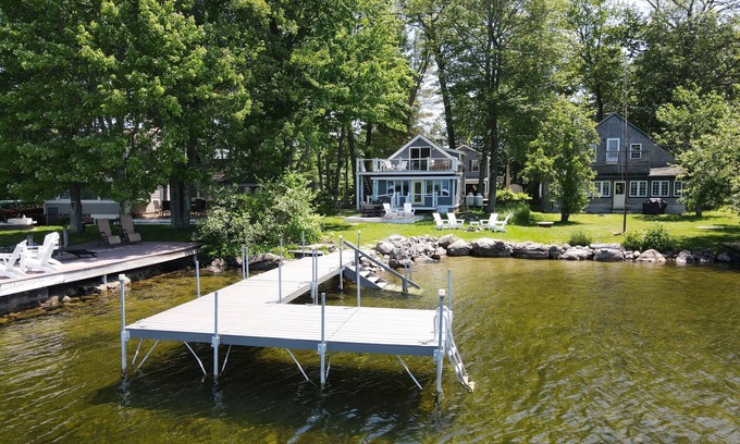 Raymond Haus | Relax in Raymond's lakefront 2-bedroom vacation home, just steps to Sebago Lake