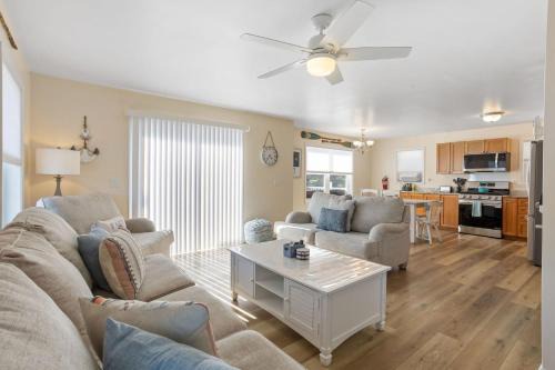 Little Egg Harbor Haus | Relaxing Lagoon Home in Little Egg Harbor