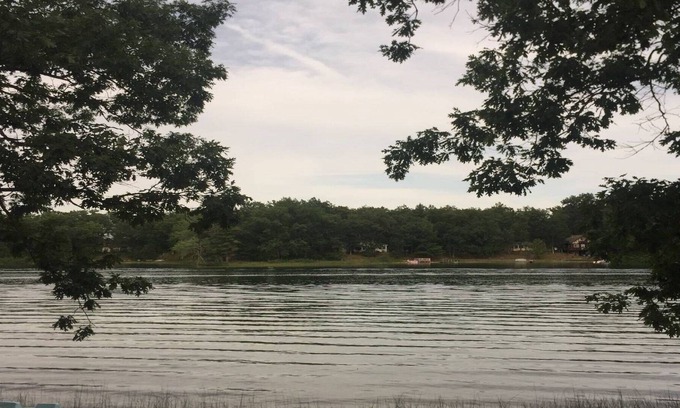 Idlewild Haus | Relaxing Home on Idlewild Lake