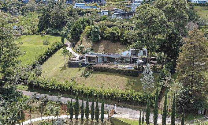 Buenos Aires Haus | Relaxing Modern Retreat Breathtaking Sunset Vistas