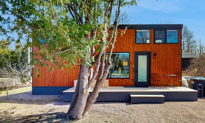 Malletts Bay Haus | Relaxing spa-like tiny house w/ hot tub, sauna, beach access, dog-friendly