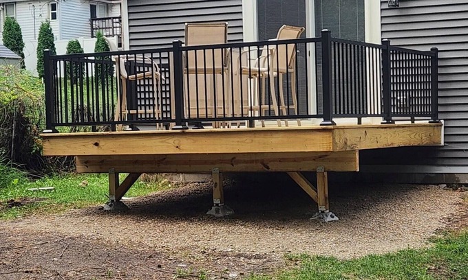 Edgerton Haus | Remodeled home with pontoon rental 2 decks Private beach playground volleyball