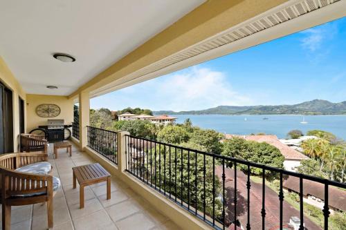 Playa Flamingo Haus | Remodeled Top-Floor Flamingo Condo with Outstanding Ocean Views