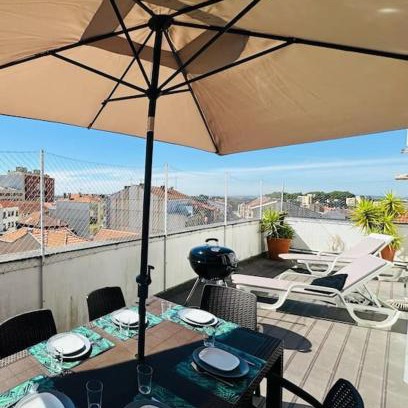 Paranhos Wohnung | Renovado com AC, 2 WC completos, terraço e garagem