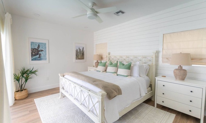 Rum Point Eigentumswohnung | Renovated Beach Cottage w/ Private Pool Steps Away from the Sea