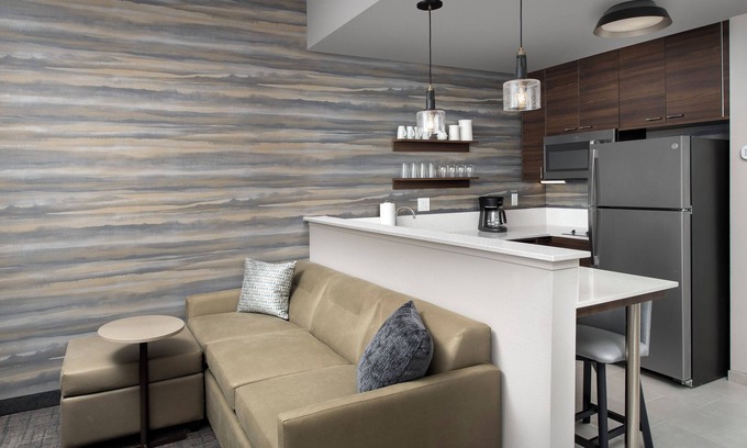 Downtown Jacksonville Hotel | Residence Inn by Marriott Jacksonville Downtown