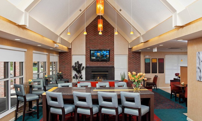 Lansing Hotel | Residence Inn Lansing West