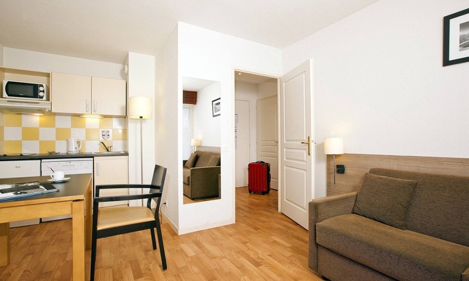 Prevessin-Moens Haus | Residhome Le Carre d'Or Prevessin