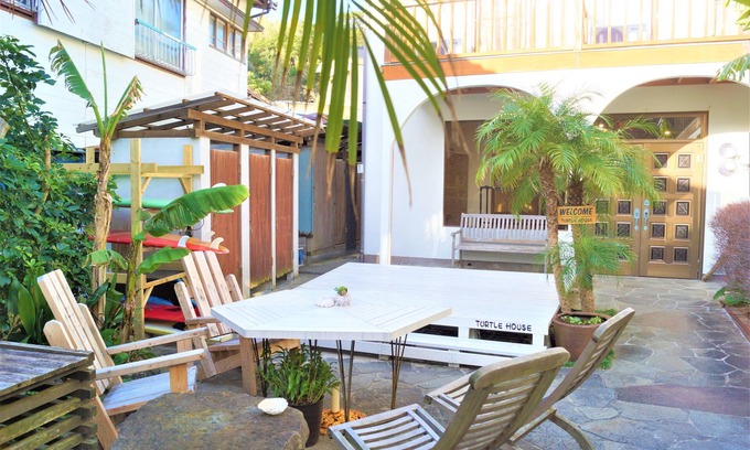 Shirahama Haus | Resort Pension Turtle House