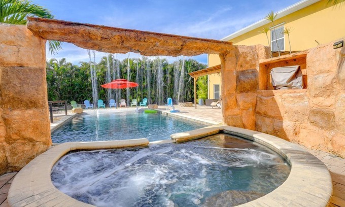 Port Saint Lucie Resort | Resort Style Tranquil Oasis in Beautiful Port Saint Lucie , Florida