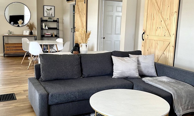 Findlay Haus | Rest & Recharge in Findlay, OH