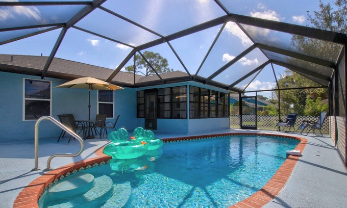 Sebastian Highlands Haus | Rest & Relaxation at the Ridgely Retreat