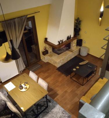 Kalavrita Wohnung | REST SUITE On The Pedestrian Street
