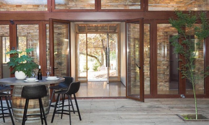 Beechworth Haus | Retreat On Albert - Architectural and Walk Into Town