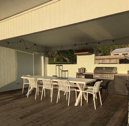 Kuaotunu Haus | Retro 4 Bedroom Kuaotunu Bach