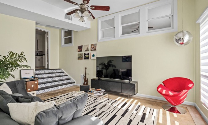 Zilker Haus | Retro Vibes & Zilker Views: Music House by ACL