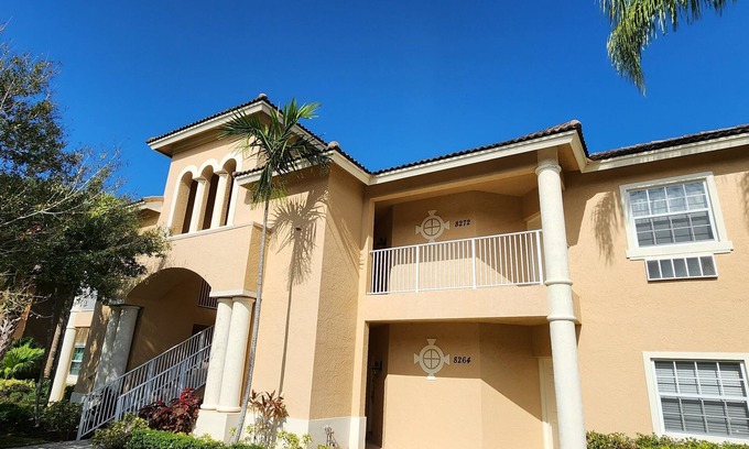 Port Saint Lucie Wohnung | Right Direction Rentals Studio 8272