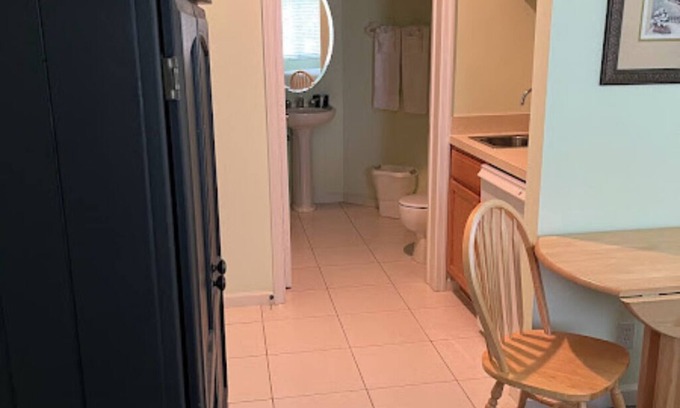 Port Saint Lucie Wohnung | Right Direction Rentals Studio 8954