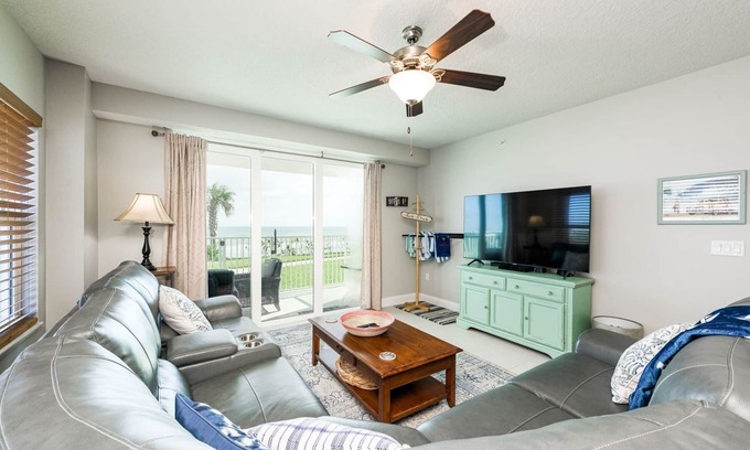 Ocean View Halifax Estates Haus | Riptide Retreat at The Aruba - Long Term Discounts!