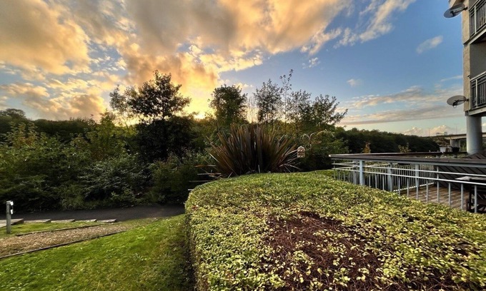 Grangetown Haus | River Bay (Beautiful 2-Bed House in Cardiff,)