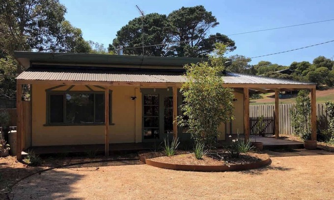 Aireys Inlet Haus | River End I Walk to the beach or shops