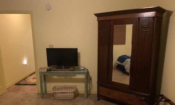 Mammoth Spring Haus | River front villa near Mammoth Spring