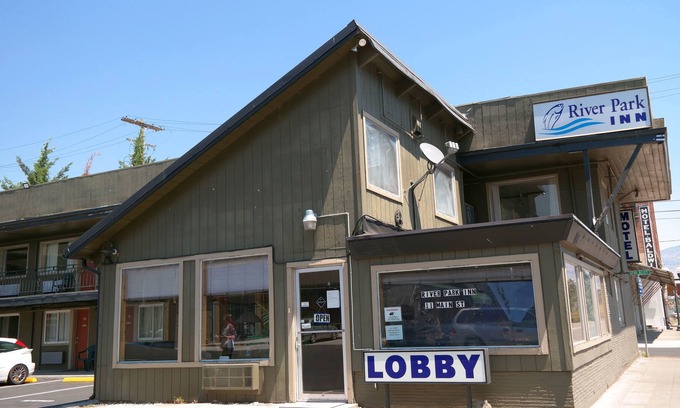 Downtown Klamath Falls Hotel | River Park Inn