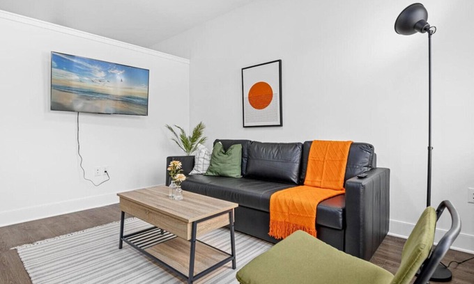 West Seventh Wohnung | River View 1 Bed- Gym, Hottub, Rooftop, BBQ