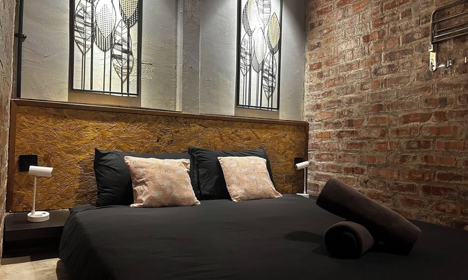 Kampung Sungai Buaya Haus | Riverbank Dungun Guesthouse & Cafe