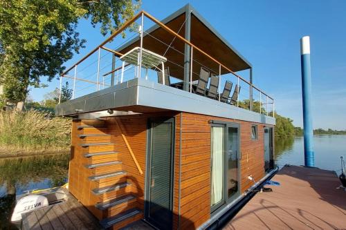 Wiesbaden Bootsverleih | Riverboat-Rhein-Main Ferienloft
