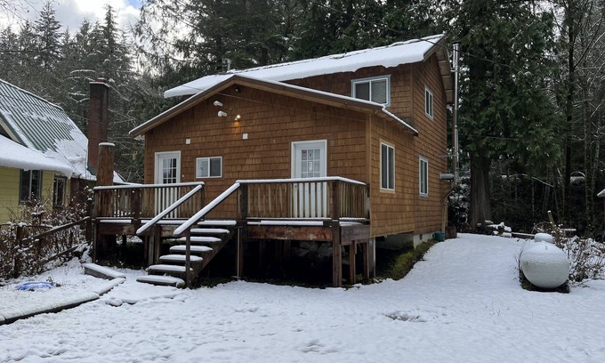 Greenwater Haus | Riverfront Cabin Retreat, base camp for skiing and hiking, or a quiet getaway.
