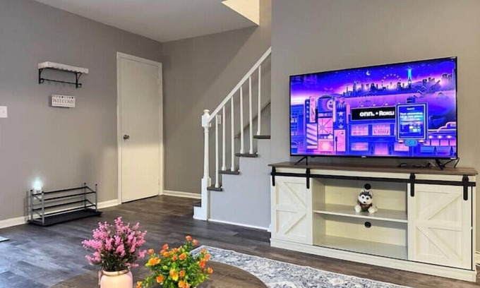 Yorkville Wohnung | Riverfront/Fast Wi-Fi/Fishing/RW Waterpark/Kayak