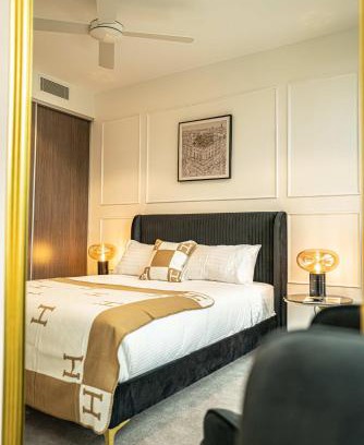 Brisbane Central Business District Wohnung | Riverside Reverie French Luxury at BNE Casino