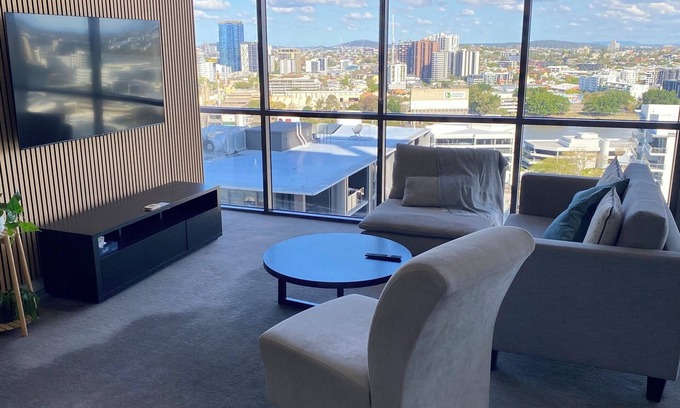 Milton Wohnung | Riverview 2BR Apt w/pool and Parking Near Suncorp