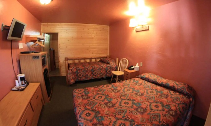 Aladdin Haus | RM# 5 Cozy rooms in a country setting