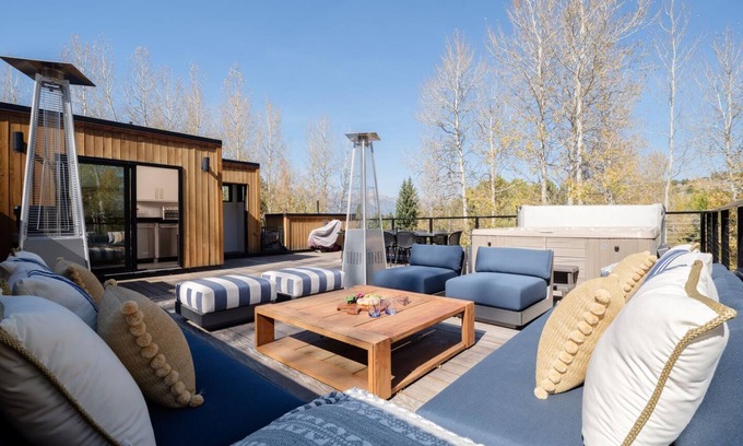 Jackson Hole Haus | RMR: Skyline Escape in Jackson,WY