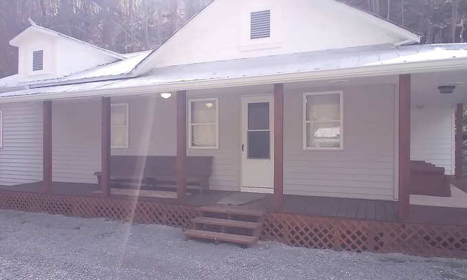 Seneca Rocks Hütte | Roaring Creek Cottage