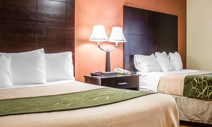 Ronkonkoma Hotel | Rodeway Inn Macarthur Airport