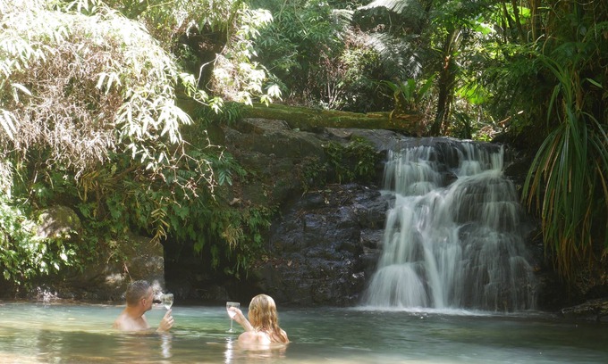 Cow Bay Haus | Romantic rainforest retreat with magical waterfall