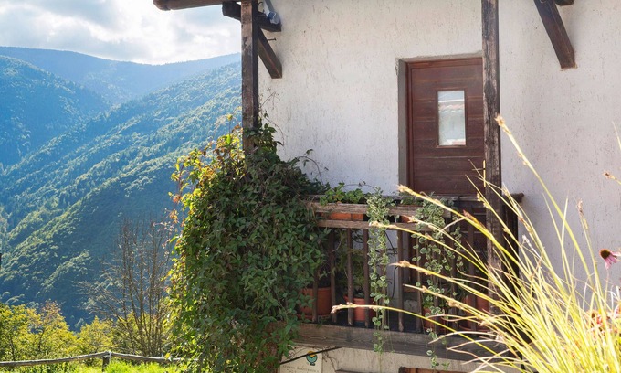 Arsie Wohnung | Room 'Camera 1' with Mountain View, Shared Garden and Wi-Fi