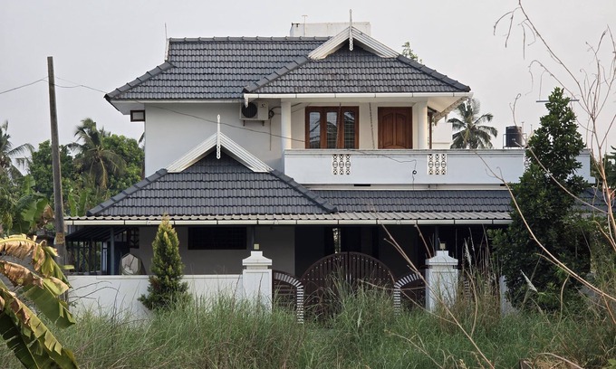 Palakkad Haus | Room in palakkad with private Balcony