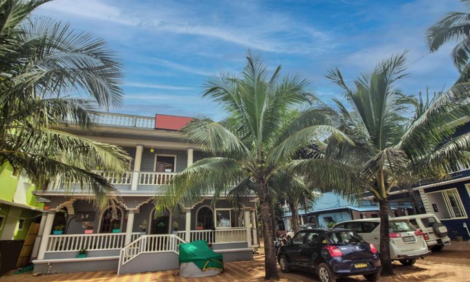 Baga Haus | Roseal Beach Front